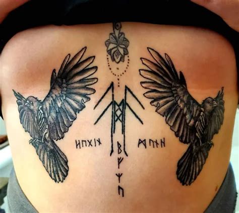 raven tattoo on back|118 Insightful Raven Tattoo Ideas To Rescue Yourself。